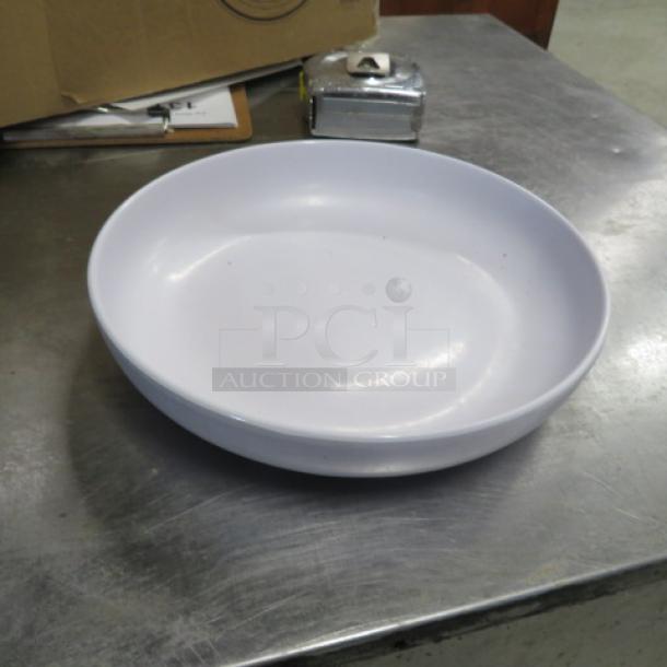 9 Inch White Melamine Bowl. 7XBID - Image 1 of 1
