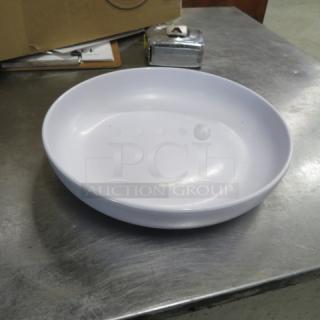 9 Inch White Melamine Bowl. 7XBID