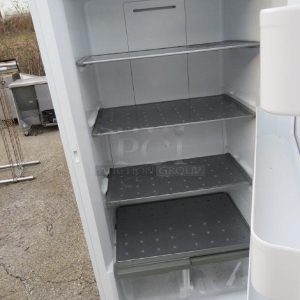 One Midea 1 Door Upright Freezer. Model# MRU17F6AWW. 115 Volt. 33X29X64.5 - Image 3 of 3