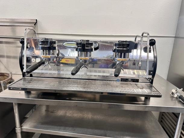 Excellent La Marzocco Strada 3EE 3 Group Espresso Machine 220volt Tested and Working! - Image 2 of 11