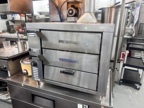 Excellent Bakers Pride GP-51 HearthBake Countertop Double Multi-Purpose Deck Oven - Natural Gas Tested and Working! - Image 4 of 12