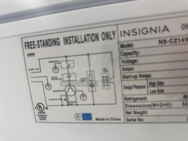 Excellent Insignia 10.2 Cu. Ft. Chest Freezer - White 115volt Tested and Working! - Image 9 of 9