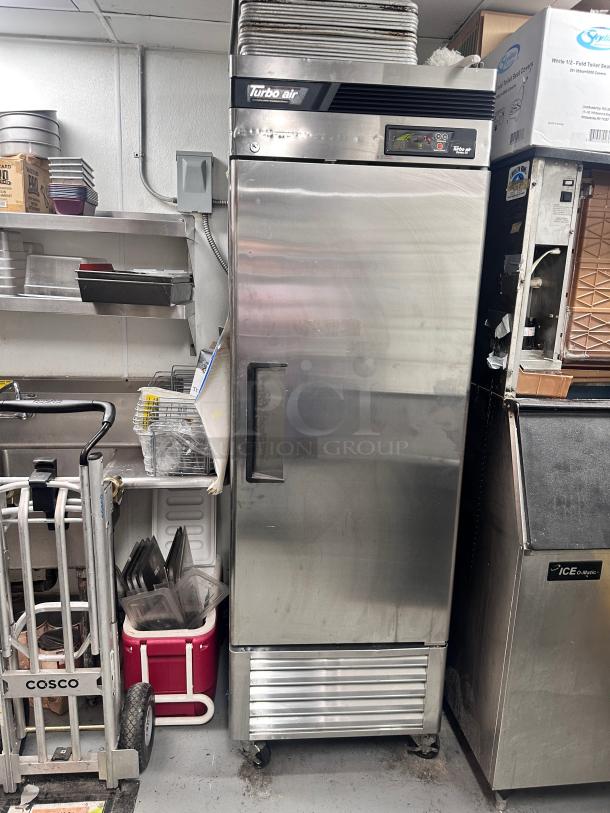 Excellent Turbo Air TSR-23SD 27" One Section Reach In Refrigerator, (1) Right Hinge Solid Door, 115v Tested and Working! - Image 4 of 7