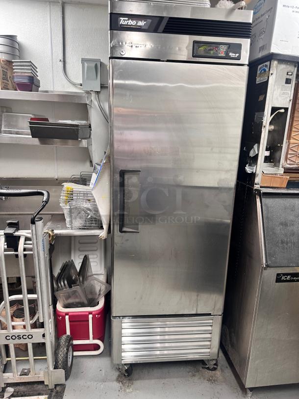 Excellent Turbo Air TSR-23SD 27" One Section Reach In Refrigerator, (1) Right Hinge Solid Door, 115v Tested and Working! - Image 5 of 7