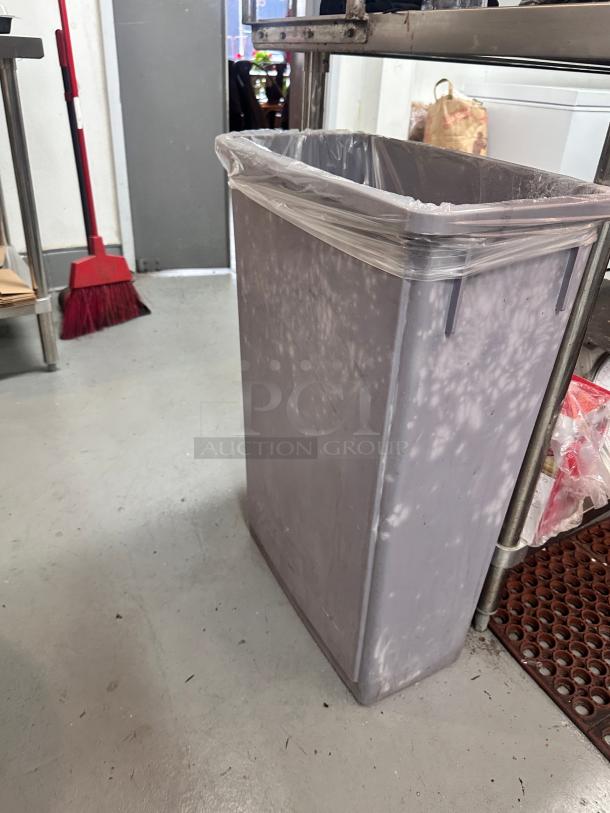 Trash Containers with Covers - Image 2 of 5