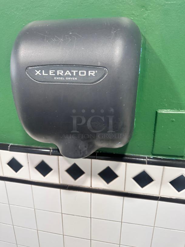 Excel XL-GR  XLERATOR® Graphite Textured Cover High Speed Hand Dryer - 115v, 1500W Tested and Working! - Image 6 of 9