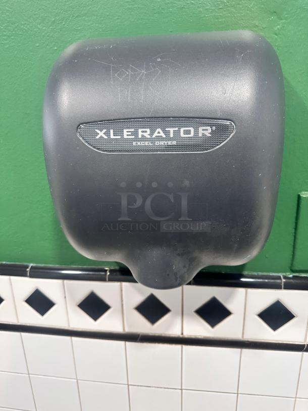 Excel XL-GR  XLERATOR® Graphite Textured Cover High Speed Hand Dryer - 115v, 1500W Tested and Working! - Image 7 of 9