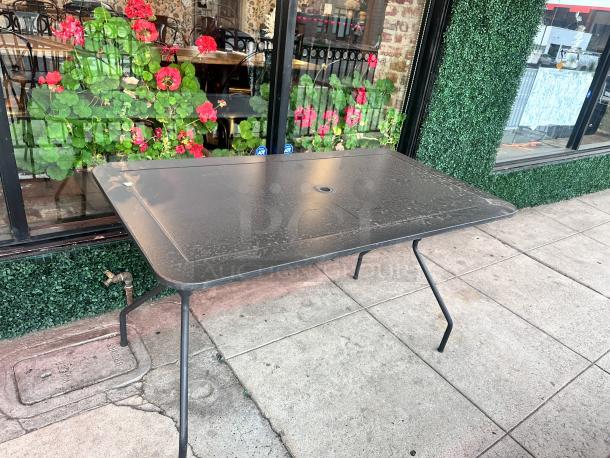 Metal Patio Table - Image 4 of 4