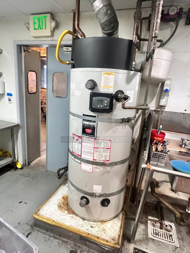 Excellent Bradford UCG-100H-199-3N 100 Gallon 199,999 BTU Commercial Water Heater Tested and Working! - Image 6 of 11