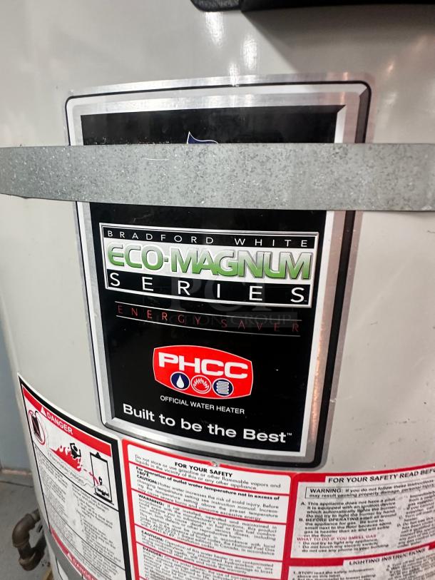 Excellent Bradford UCG-100H-199-3N 100 Gallon 199,999 BTU Commercial Water Heater Tested and Working! - Image 10 of 11