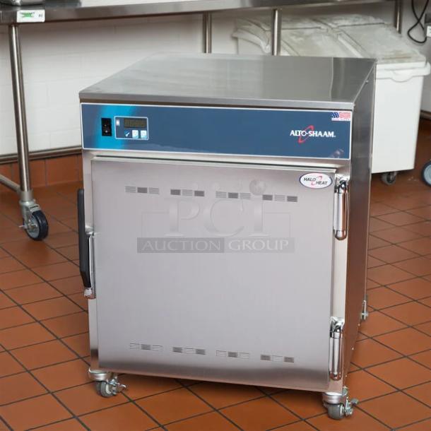 New in a Box! Alto-Shaam 750-S Holding Cabinet - Mobile Holds 10 Food Pans, 120volt Working! - Image 3 of 5