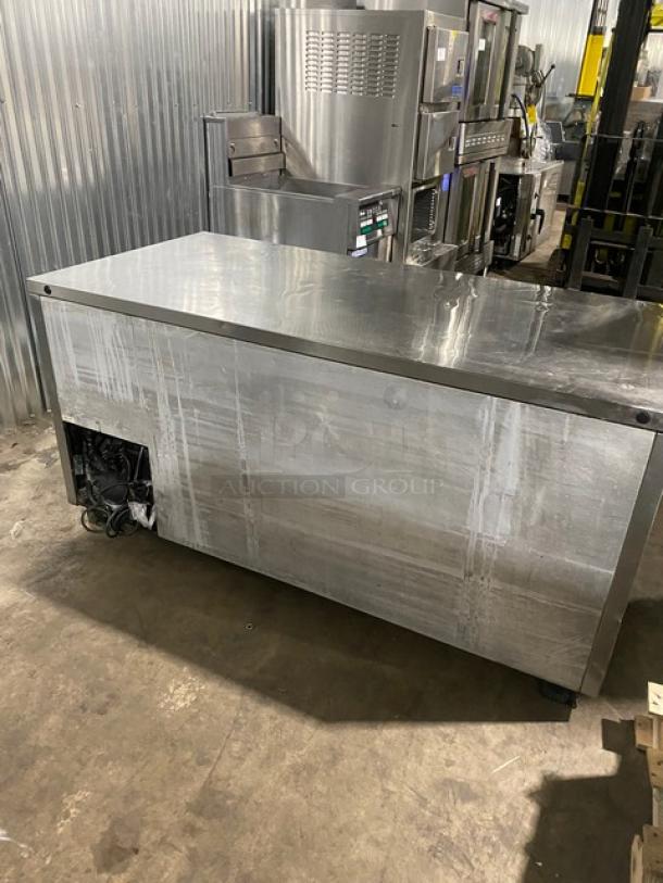 True Commercial Stainless Steel 4 Drawer Refrigerated Worktop Cooler! On Legs! 115V 1 Phase! - Image 4 of 7