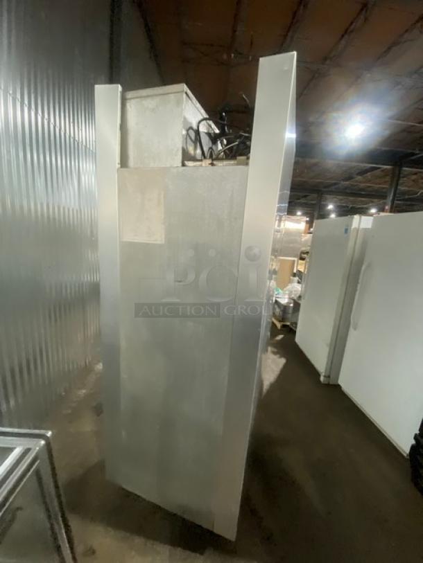 Traulsen Commercial Stainless Steel Solid Single Door Reach In Freezer! With Poly Coated Wire Racks! Model: G12010 SN: T93868D05! 115V 1 Phase! On Casters! - Image 4 of 7