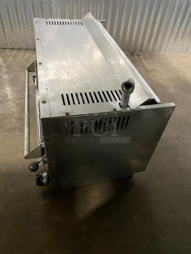 Imperial Commercial Stainless Steel Natural Gas Powered Overhead Salamander Broiler/Cheese Melter! - Image 2 of 7