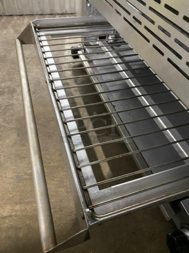 Imperial Commercial Stainless Steel Natural Gas Powered Overhead Salamander Broiler/Cheese Melter! - Image 5 of 7
