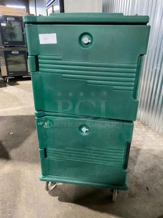 Cambro Commercial Kentucky Green Half Door Insulated Ultra Camcart Mobile Food Pan/Tray Carrier! With 24-Pan Capacity! On Casters!