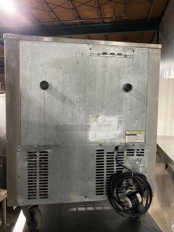 Everest Commercial Stainless Steel Single Door Undercounter Freezer! With Poly Coated Wire Rack! Model: ETBF1 SN: BTBF115090008! 115V 1 Phase! On Casters! - Image 4 of 7