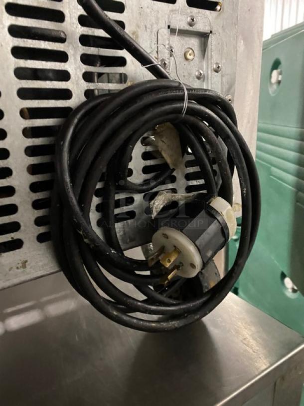 Everest Commercial Stainless Steel Single Door Undercounter Freezer! With Poly Coated Wire Rack! Model: ETBF1 SN: BTBF115090008! 115V 1 Phase! On Casters! - Image 7 of 7