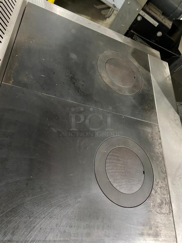 U.S. Range By Garland Commercial Stainless Steel Natural Gas Powered Double Hot Top Range/Oven Combo! With Thermostatic Controls! With Wire Oven Rack! Model: C836-1-1 SN: 1611100181933! - Image 5 of 9