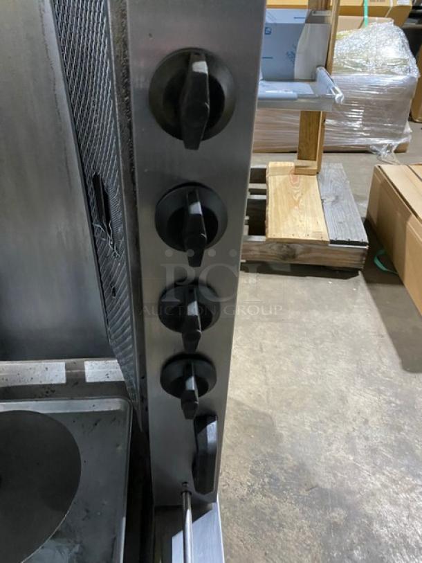 WOW! Attias Commercial Stainless Steel Natural Gas Powered Heavy-Duty Gyro Machine! With 8 Infrared Ceramic Burners! On Legs! Working When Removed! - Image 7 of 10