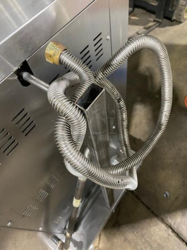 WOW! Attias Commercial Stainless Steel Natural Gas Powered Heavy-Duty Gyro Machine! With 8 Infrared Ceramic Burners! On Legs! Working When Removed! - Image 9 of 10