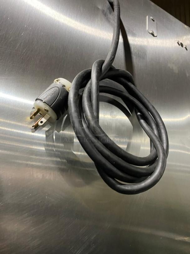 Alto-Shaam Halo Heat Series Commercial Stainless Steel Dutch Door Dual Compartment Mobile Heated Holding/Proofing Cabinet! With Wire Racks! Model: 1000-UP SN: 1057014-000! 120V 1 Phase! On Casters! - Image 9 of 9