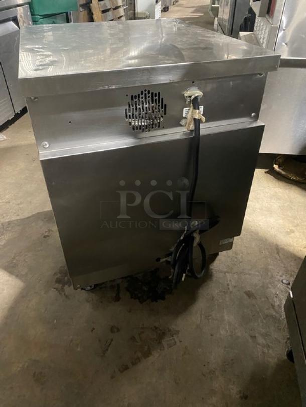 Winston Cvap Silver Edition Commercial Stainless Steel Electric Powered Half Size Undercounter Cook-N-Hold Oven! With Built In Pan Racks! Model: CAC507GR SN: 20170727-0001! 208V 1 Phase! On Casters! - Image 3 of 9