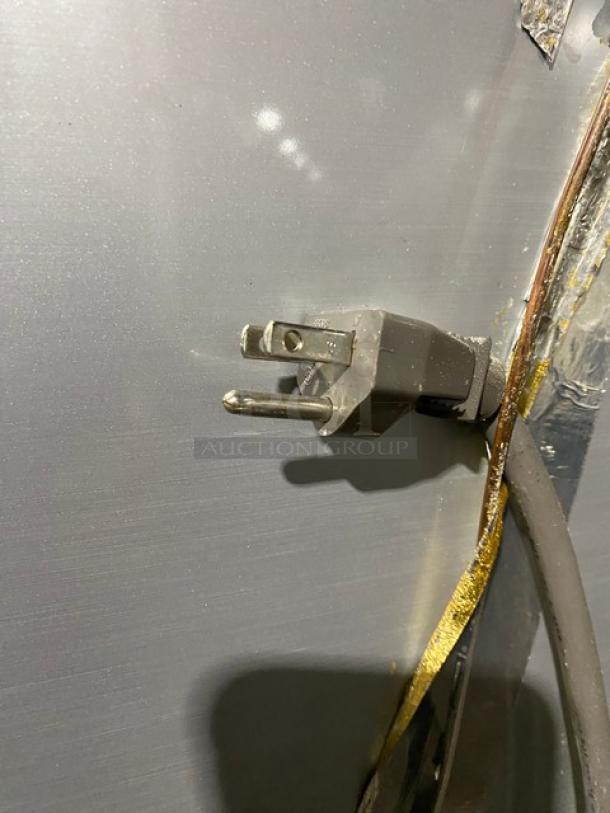 Master-Bilt Commercial Stainless Steel Solid 2 Door Reach In Refrigerator! With Poly Coated Wire Racks! Model: CCR-49DR SN: IT101411! 115V 1 Phase! On Casters! - Image 10 of 10