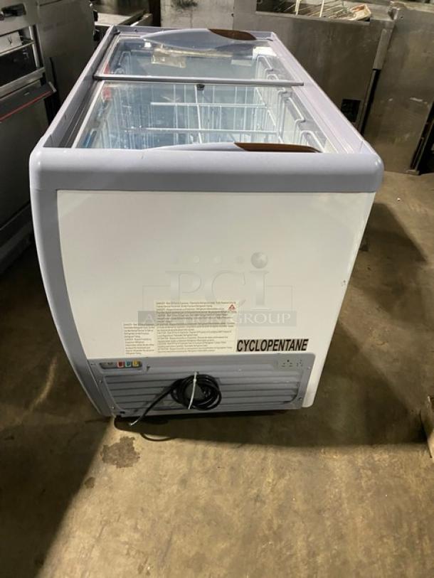 KoolMore! 2024 Late Model! Commercial White Ice Cream/Frozen Yogurt Merchandiser Display Freezer! With Top Double Sliding Glass Door! With Wire Baskets & Tub Holders! Model: KM-ICD-49SD! 115V! - Image 2 of 7
