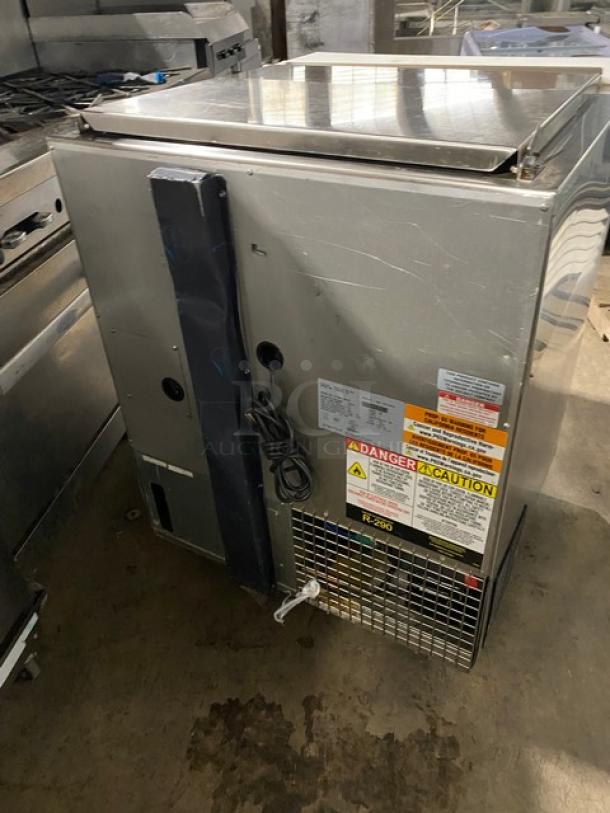 Delfield Commercial Stainless Steel 2 Drawer Refrigerated Mega Top Salad/Sandwich Prep Table! With Removable Cutting Board! Model: 18MC32P-BI SN: 2112820102419! 115V 1 Phase! On casters! - Image 3 of 9