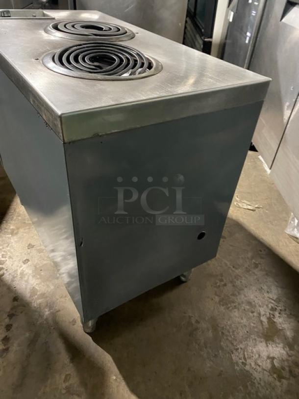 Market Forge Commercial Stainless Steel Electric Powered Double Hot Plate Range! With Single Door Enclosed Storage Base! Model: 2HPES SN: 69-31235! 208V 3 Phase! On Legs! - Image 3 of 9