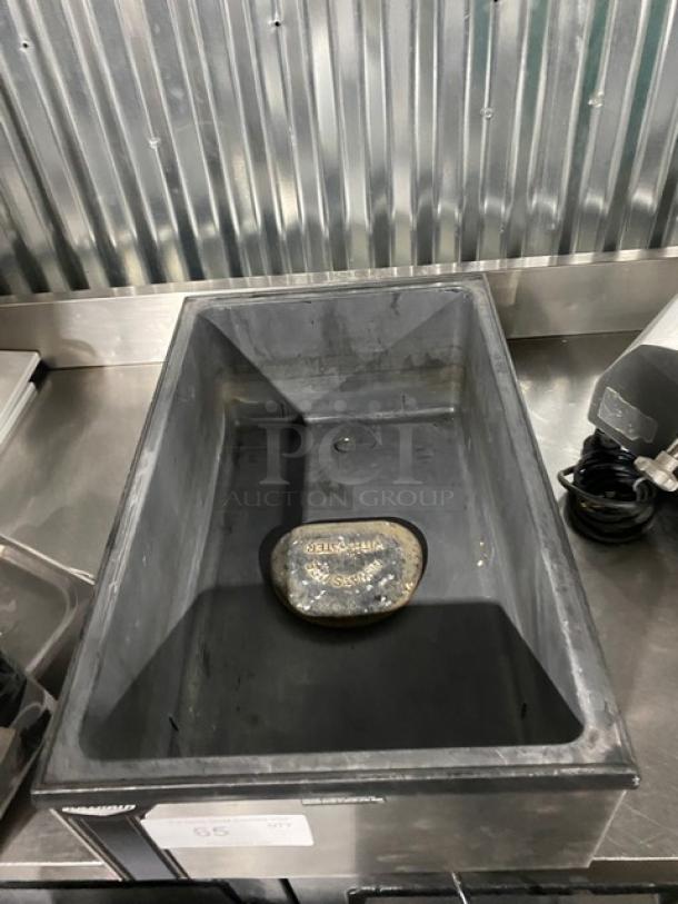 Vollrath Commercial Stainless Steel Electric Powered Countertop Hot Food Warmer! Model: 1001 SN: W268-00227055-068! 120V! On Legs! - Image 4 of 7