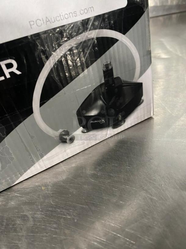 In The Box! Avamix Commercial Blender Jar Rinser! Model: 928RINSE! - Image 2 of 5