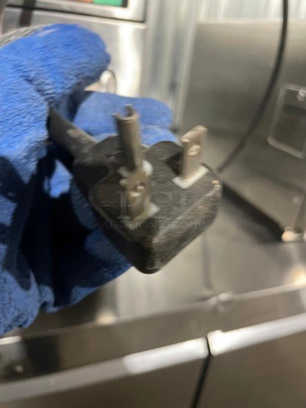 Panasonic Commercial Stainless Steel Electric Powered Countertop Heavy Duty Microwave Oven! With Programable Touch Controls! Model: NE-1757R SN: 6A47160204! 208V 1 Phase! On Legs! - Image 8 of 8