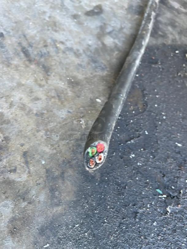 Bunn CW Series Commercial Stainless Steel Countertop Coffee Brewer! With 4 Warmer Plates! With Hot Water Dispenser & Brew Basket! Model: CWTF35-4W! 120/240V 1 Phase! On Legs! - Image 8 of 8