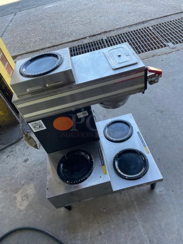 Bunn CW Series Commercial Stainless Steel Countertop Coffee Brewer! With 4 Warmer Plates! With Hot Water Dispenser & Brew Basket! Model: CWTF35-4W SN: CWTF126254! 120/240V 1 Phase! On Legs! - Image 3 of 8