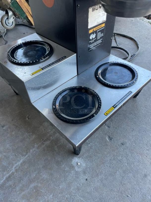 Bunn CW Series Commercial Stainless Steel Countertop Coffee Brewer! With 4 Warmer Plates! With Hot Water Dispenser & Brew Basket! Model: CWTF35-4W SN: CWTF126254! 120/240V 1 Phase! On Legs! - Image 5 of 8