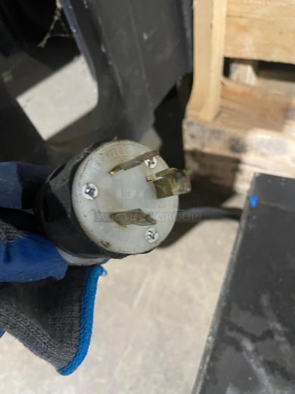 Commercial Stainless Steel Electric Powered Countertop Flat/Grooved Griddle! With Thermostatic Controls! With Back & Side Splash! On Legs! - Image 6 of 6