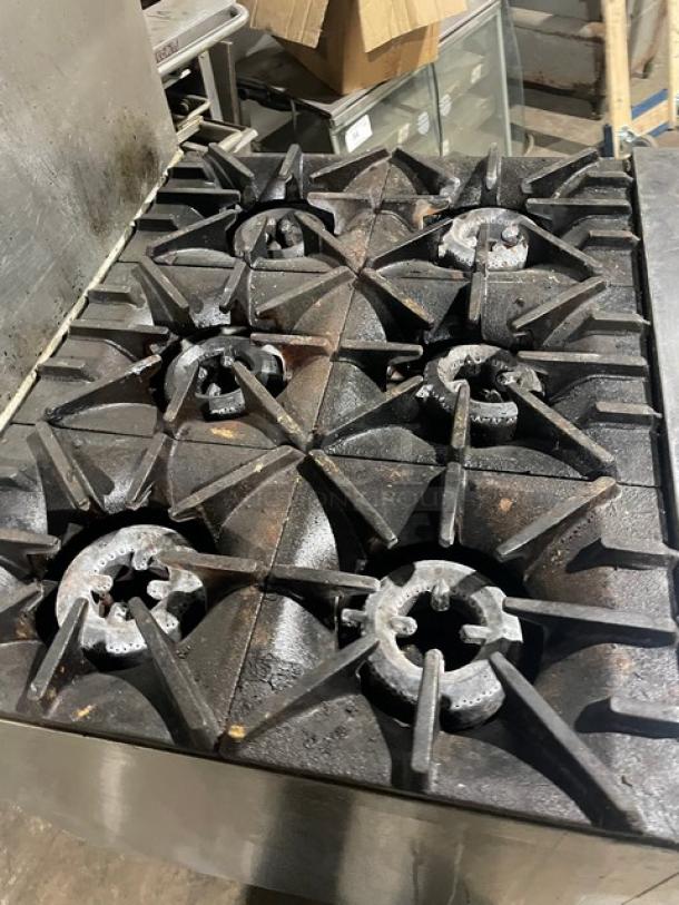 SunFire Commercial Stainless Steel Natural Gas Powered 6 Burner Range/Oven Combo! With Back Splash & Overhead Salamander Shelf! With Wire Oven Rack! Model: X36-6R! On Casters! - Image 5 of 10