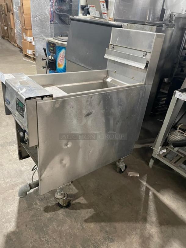 Pitco Solstice Supreme Series Commercial Stainless Steel Natural Gas Powered 12 Gal. Pasta Cooker/Rethermalizer! With Back Splash! With Digital Touch Controls! Model: SSPG14 SN: G15GC056302! On Casters! - Image 3 of 12
