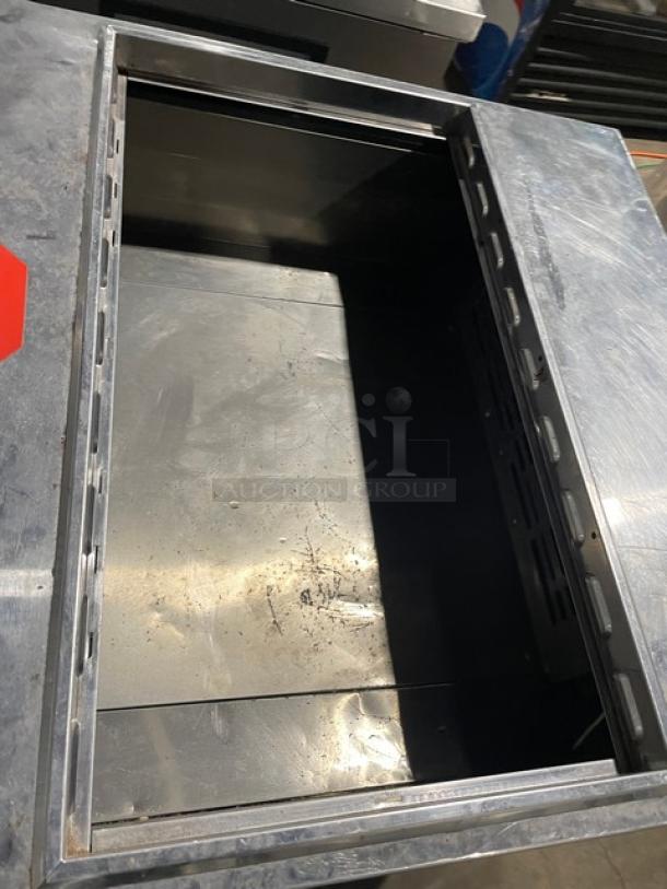 Turbo Air Commercial Stainless Steel Single Door Refrigerated Mega Top Salad/Sandwich Prep Table! With Poly Coated Wire Rack! Model: MST-28-711S! 115V! On Legs! - Image 5 of 8