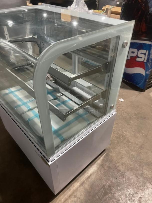 NEW! Scratch-N-Dent! Marchia Commercial White 36" Curved Glass Refrigerated Bakery Display Showcase! With Adjustable Glass Shelves! With LED Lighting! With Rear Sliding Glass Doors! Model: MB36-W SN: C-2400080320007! 110-120V! On Casters! - Image 2 of 7