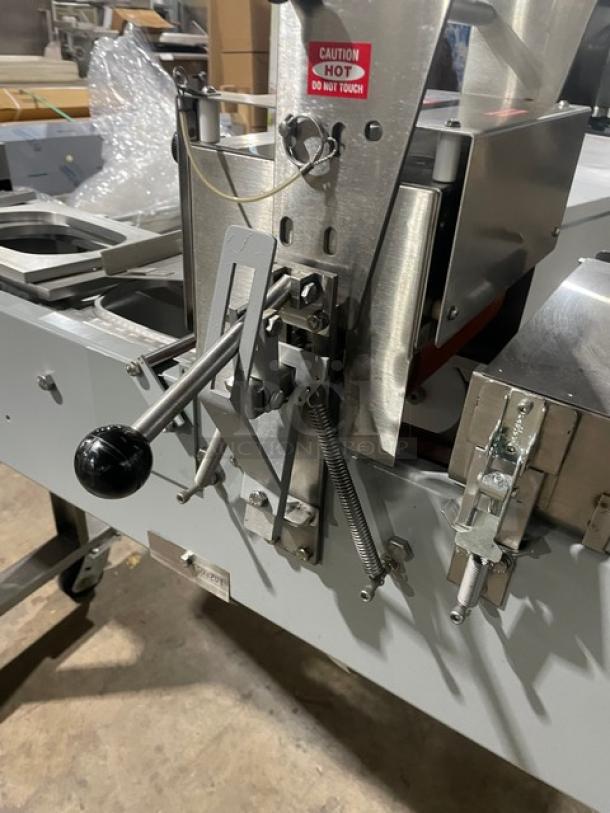 Form Plastics Commercial Stainless Steel Floor Model Automatic Tray Kiss/Seal Machine! Model: AL-300X SN: 3X1103001! 120V 1 Phase! On Casters! - Image 7 of 10