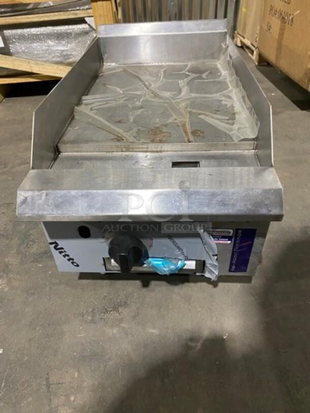 NEW! Scratch-N-Dent! Venancio! Late Model! Rocket Cooking Series Commercial Stainless Steel Natural Gas Powered Countertop Flat Griddle! With Thermostatic Controls! With Back & Side Splash! On Legs! - Image 1 of 7