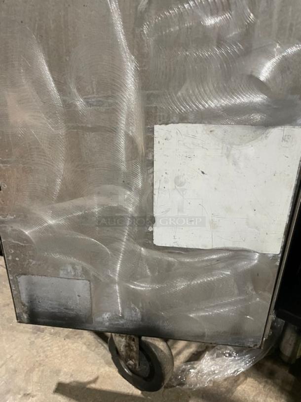 Imperial Commercial Stainless Steel Natural Gas Powered Deep Fat Fryer! With Back Splash! With Frying Baskets! On Legs! - Image 7 of 8