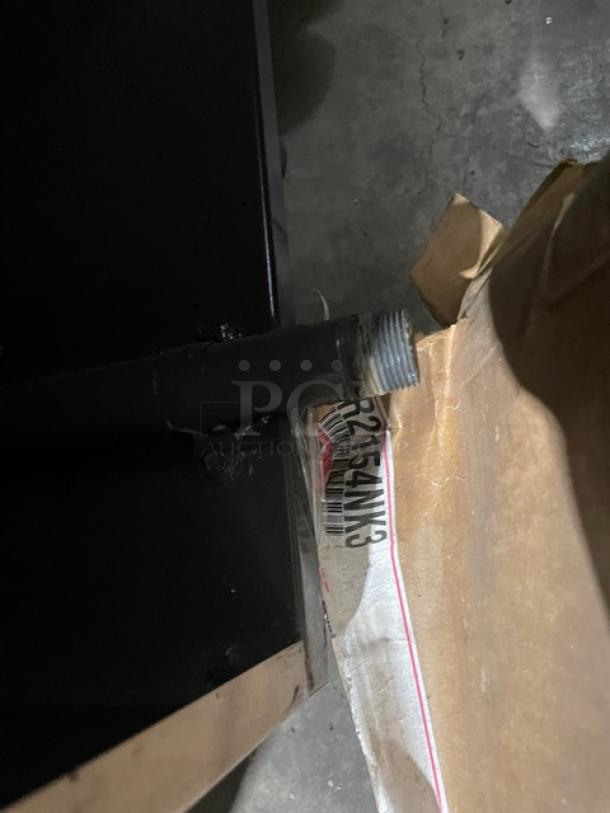 Imperial Commercial Stainless Steel Natural Gas Powered Deep Fat Fryer! With Back Splash! With Frying Baskets! On Legs! - Image 8 of 8