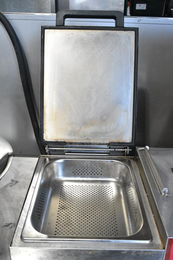 Avantco 177QS1800SS Stainless Steel Commercial Countertop Electric Powered Quickshot Steamer. 120 Volts, 1 Phase. Tested and Working! - Image 4 of 8