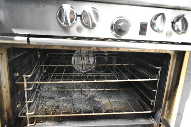 Southbend 4601AA Stainless Steel Commercial Natural Gas Powered 10 Burner Range w/ 2 Convection Ovens, Over Shelf and Back Splash on Commercial Casters. - Image 7 of 10