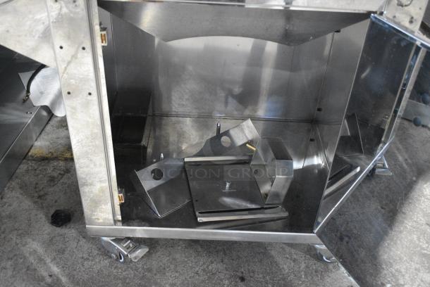 2017 Citrocasa 8000 SB-ATS Stainless Steel Commercial Floor Style Citrus Juicer. 115 Volts, 1 Phase. Tested and Working! - Image 8 of 10