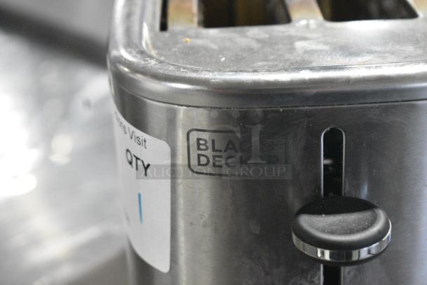 Black & Decker Metal Countertop 2 Slot Toaster. 115 Volts, 1 Phase. - Image 3 of 7